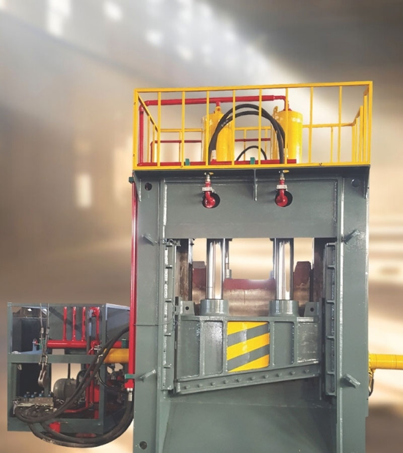 Scrap Shearing Machine